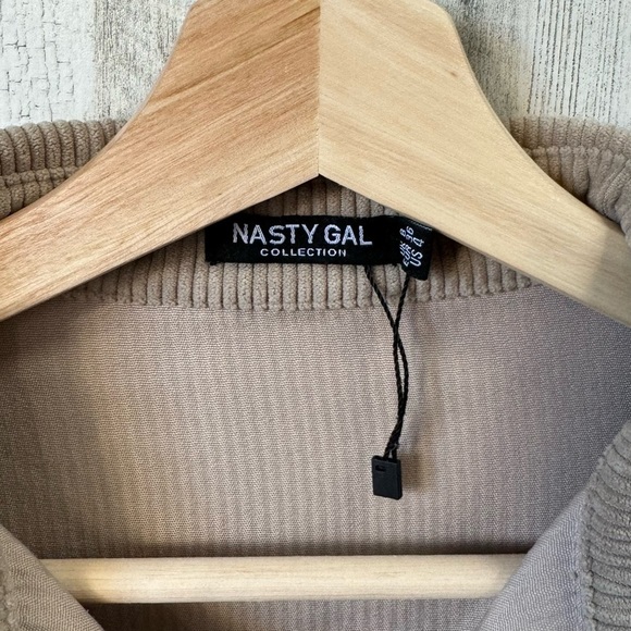 Nasty Gal Cream Corduroy Button Front Oversized Shirt Jacket Shacket Size 4 - Picture 10 of 10